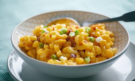 crab and shrimp mac and cheese with beer